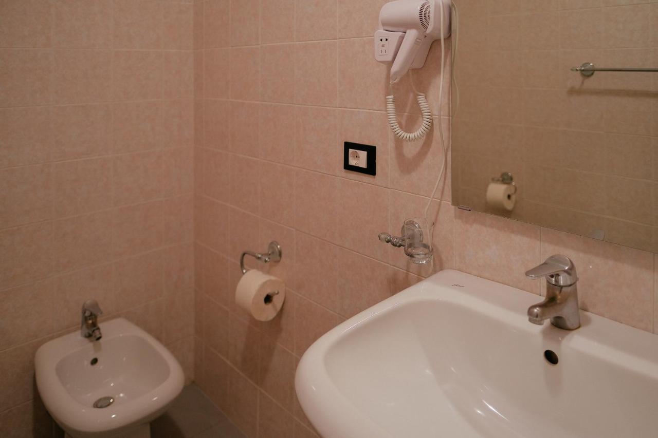 Casa Per Ferie Jpii Pensión Roma